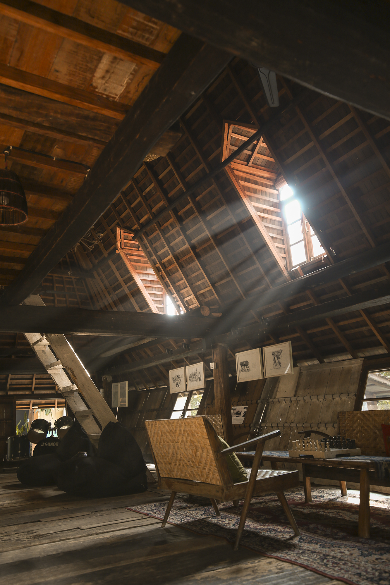 Jungleroom Bali | How Far From Home
