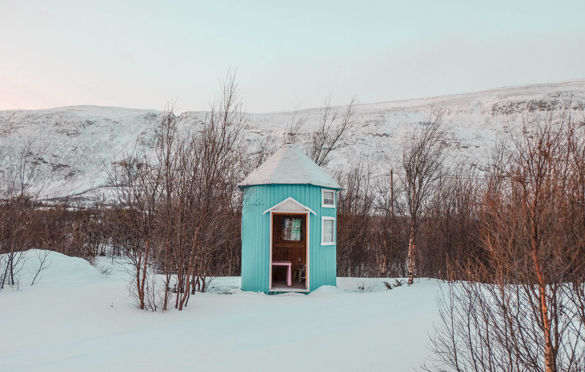 Hut in cold Norway