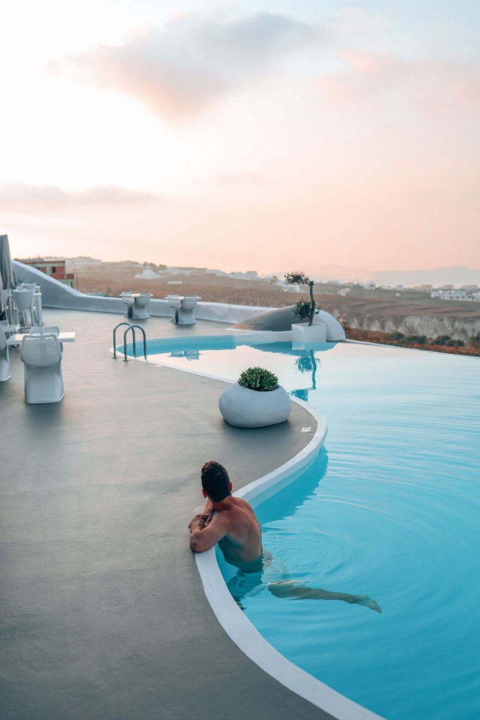 Luxury Hotels & Resorts | How Far From Home