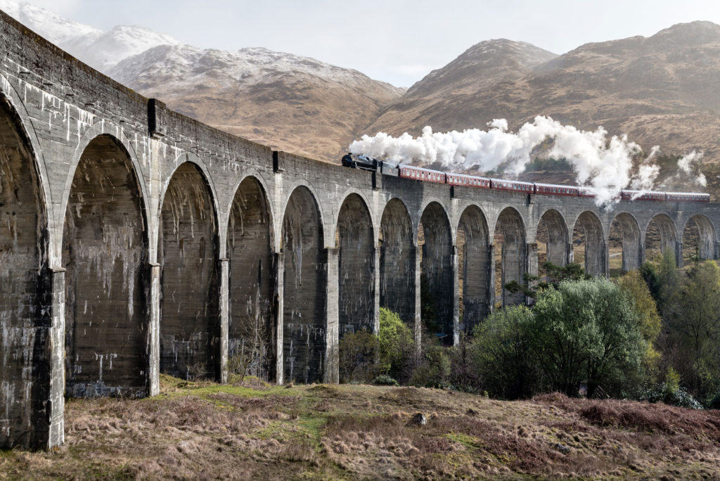 Scotland Train | Photo by Gabriela Palai | How Far From Home