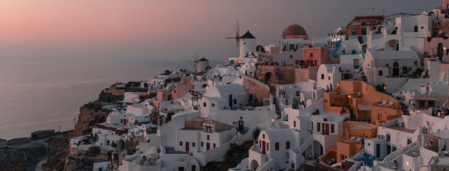 5 Practical Ways To Cut Your Accommodation Bills While Traveling | How Far From Home